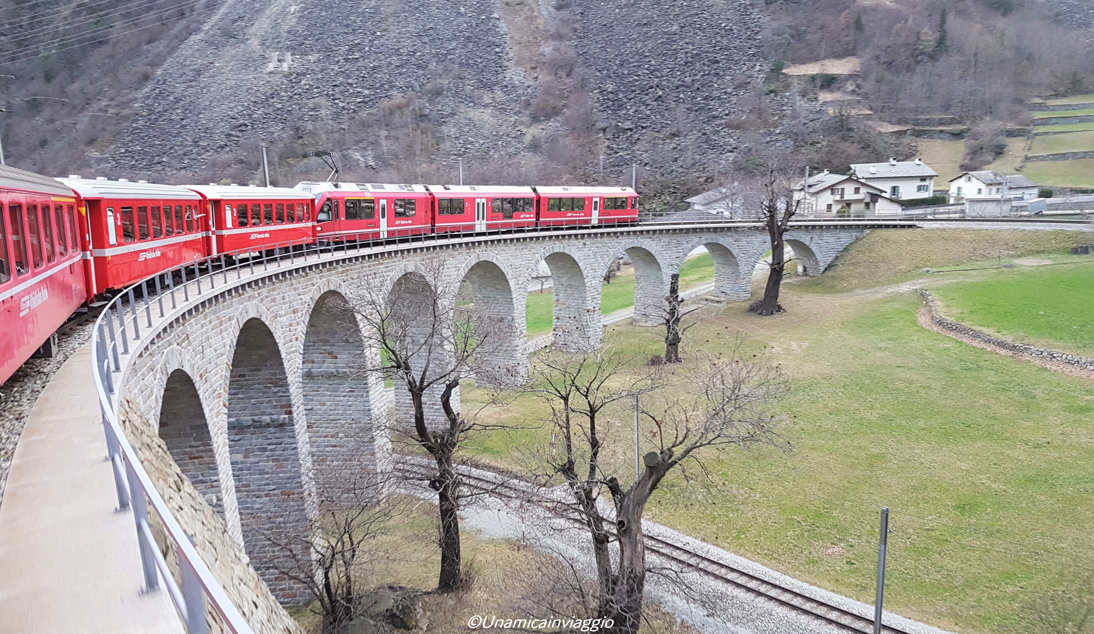 le fermate più belle del trenino rosso del bernina - brusio