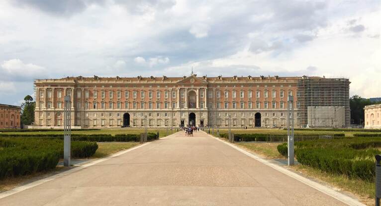 cosa vedere in costiera amalfitana - reggia di caserta