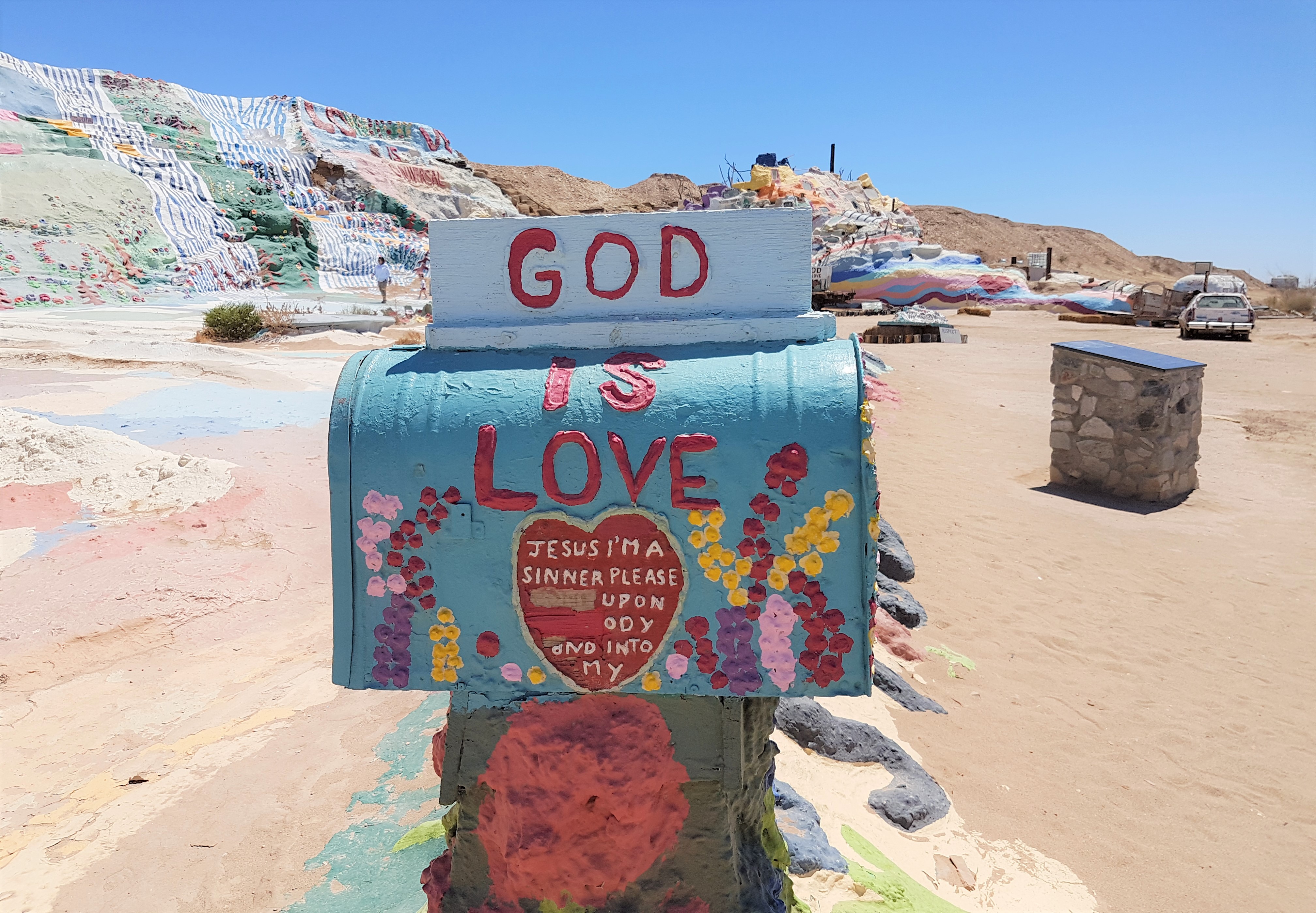 salvation mountain california