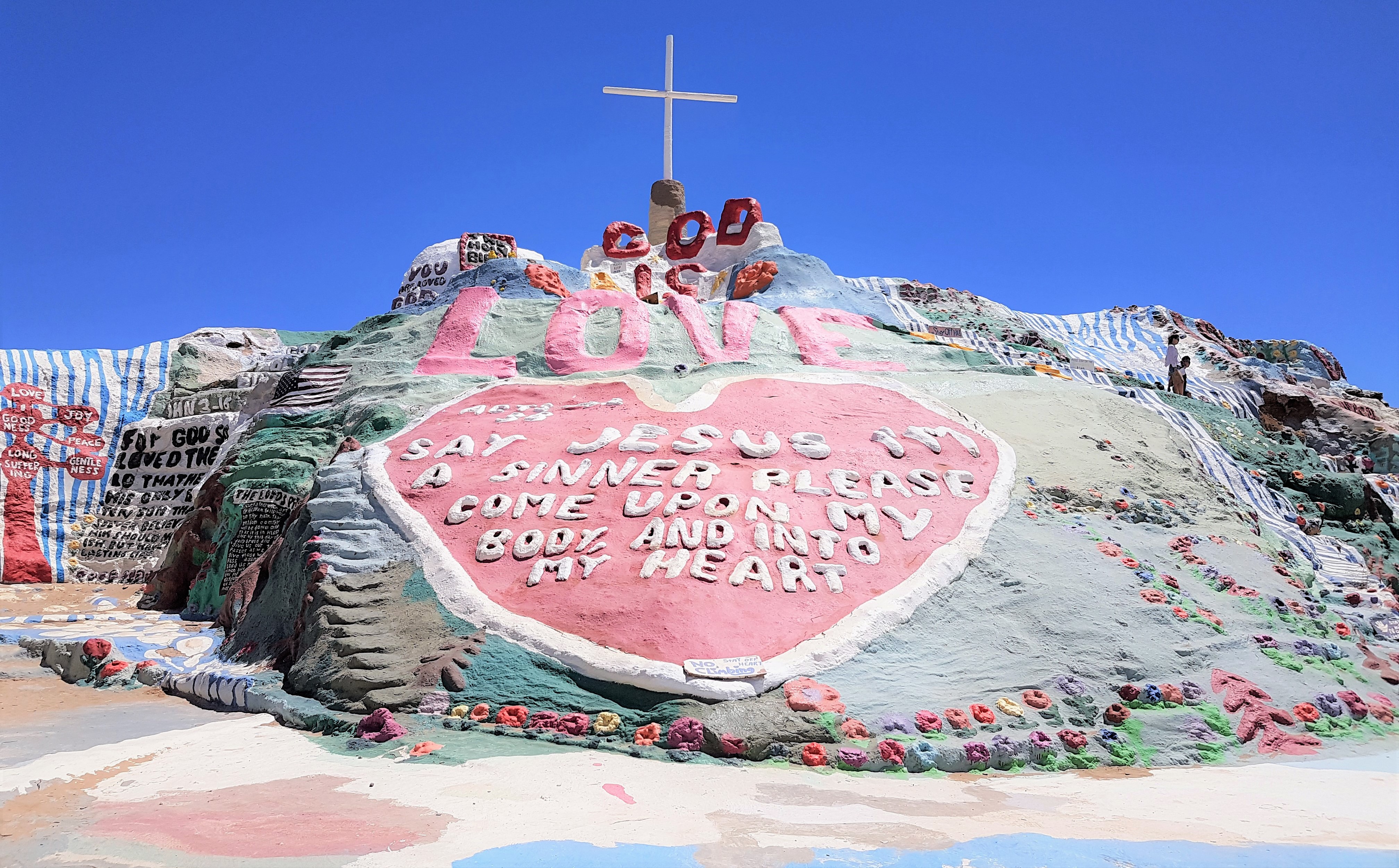 salvation mountain california