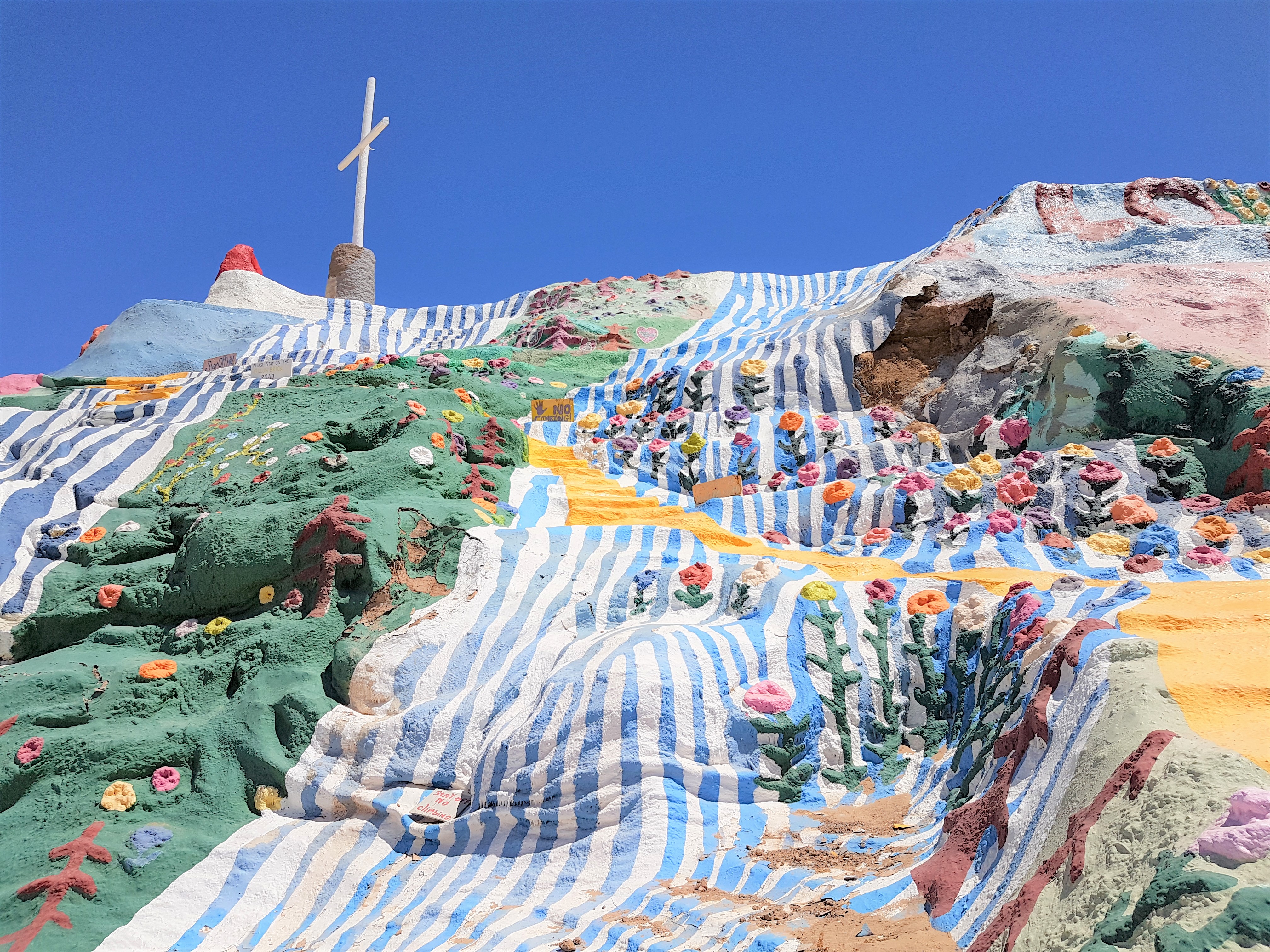 salvation mountain california