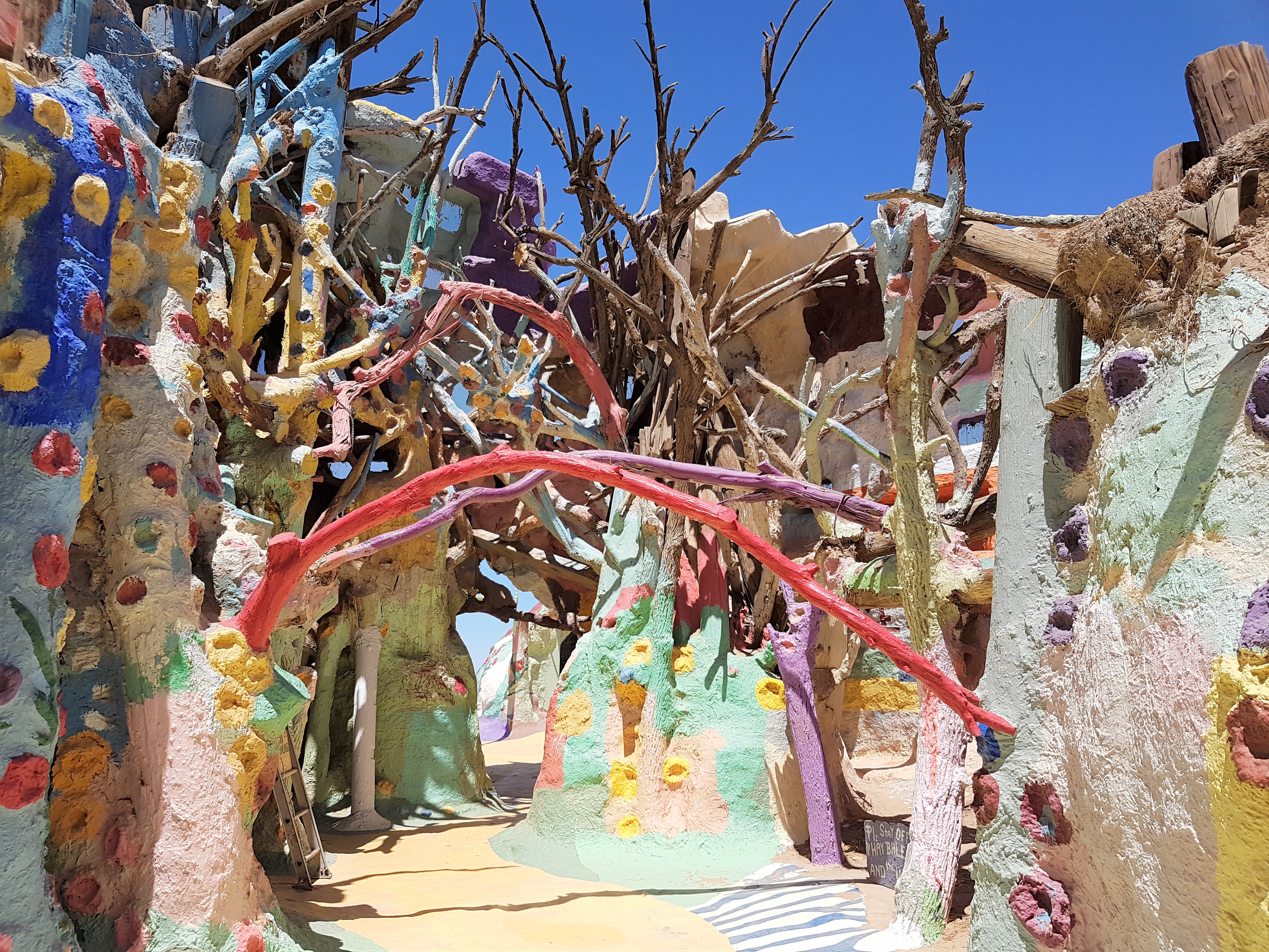 salvation mountain california