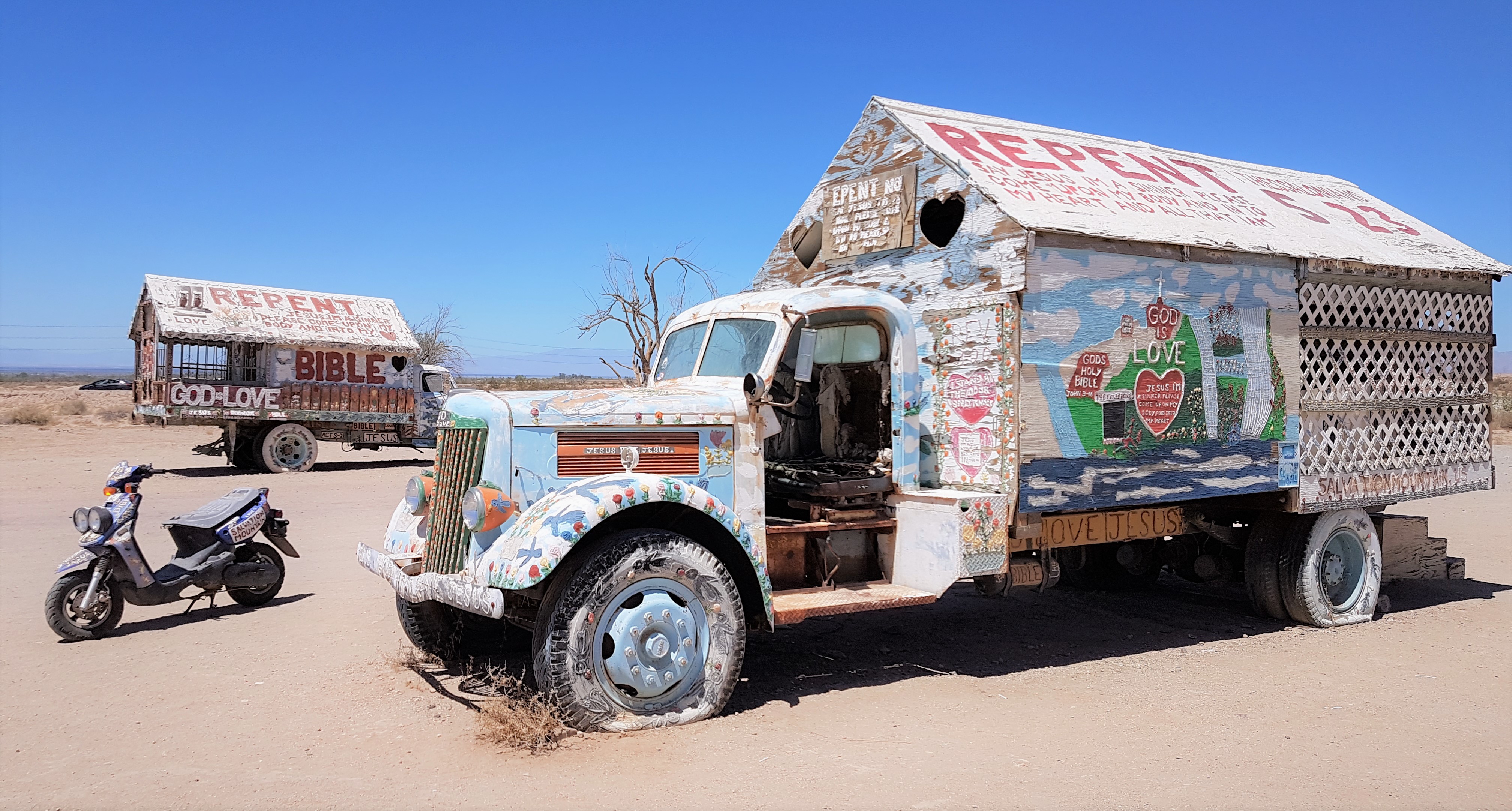 salvation mountain california