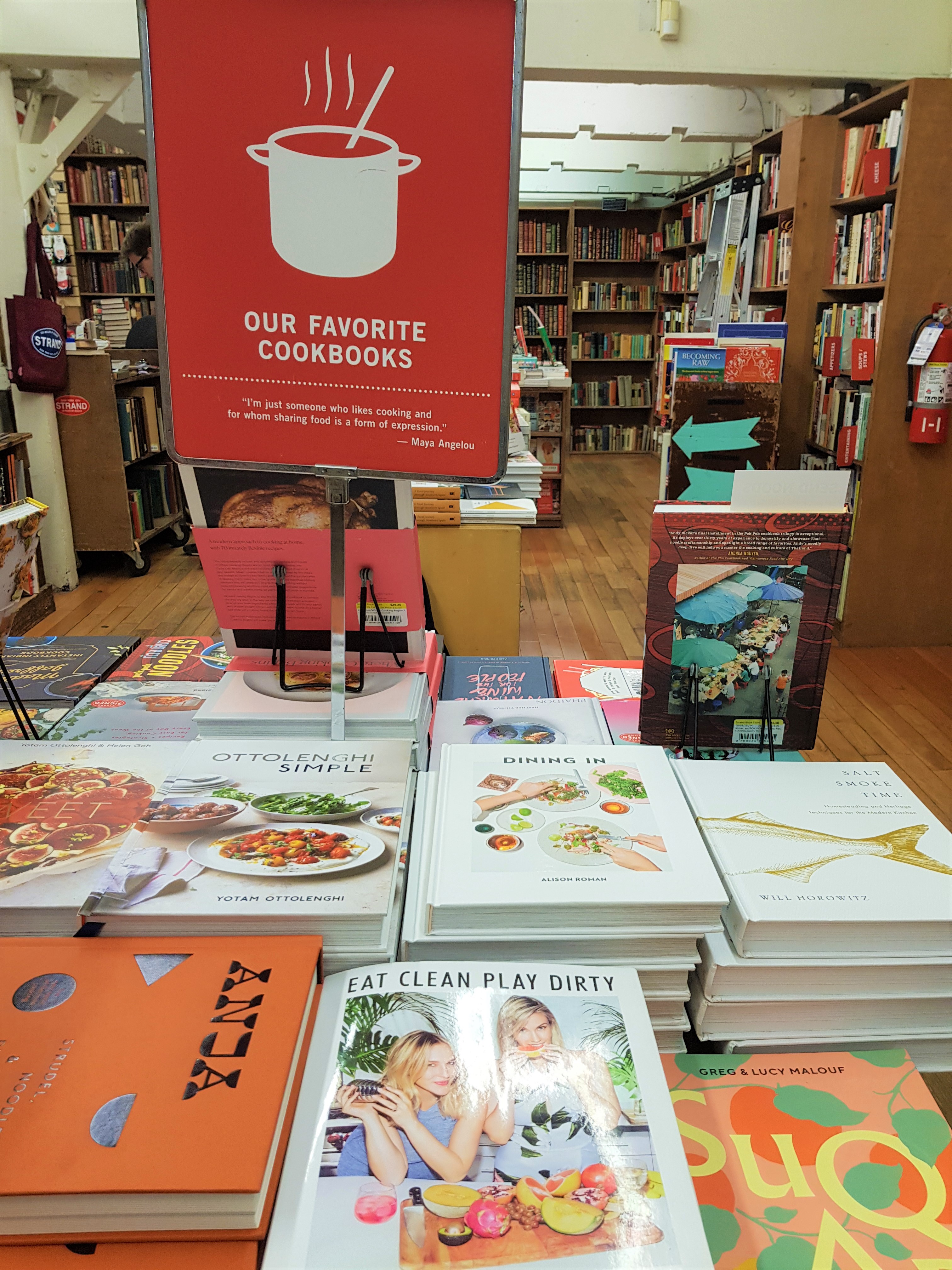 visitare la strand bookstore a new york