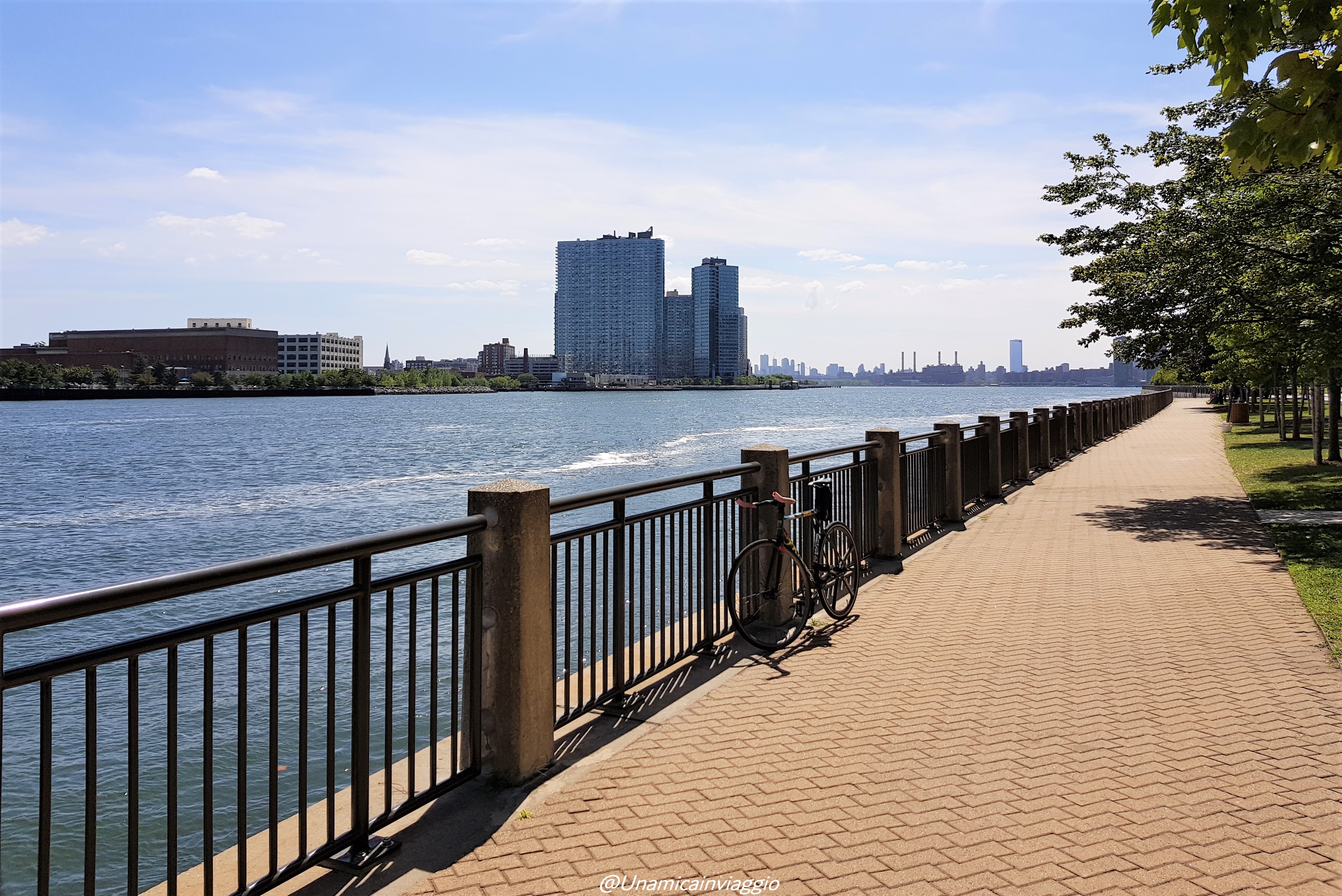 Cosa vedere a Roosevelt Island - skyline del Queens